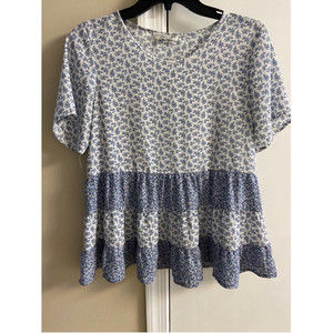 Paper crane blue floral short sleeve baby doll blouse medium